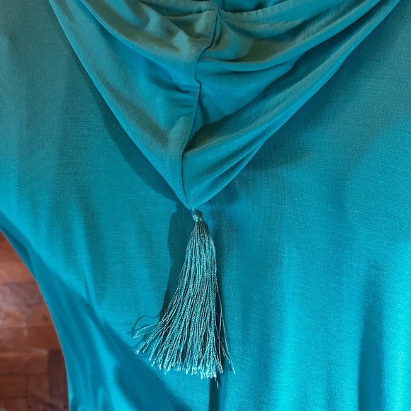 Loungewear  hooded caftan with Hamza ornament Size large - Picture 9 of 11